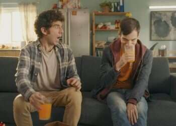 קומדיית הנוער שמתאימה גם למי שעבר מזמן את גיל העשרה