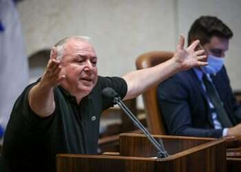 בג"ץ ביטל את הדחת יו"ר חברת דואר ישראל