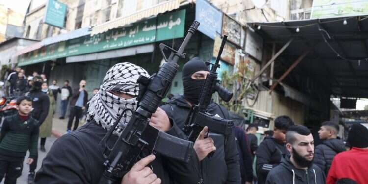 למרות התיאום הביטחוני: ארגונו של אבו מאזן חוזר לפעילות טרור