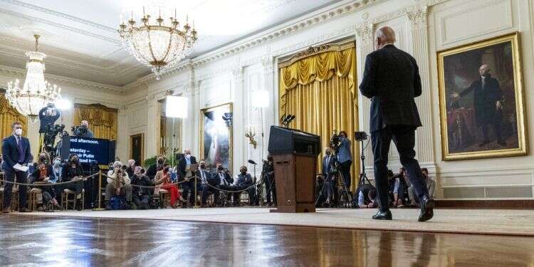 מארה"ב עד יפן: עיצומים על רוסיה בעקבות ההסלמה באוקראינה