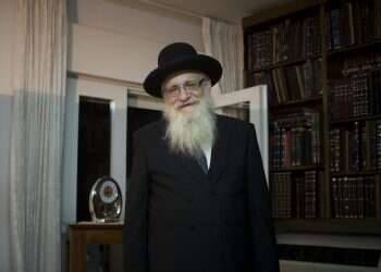 הרב מגנס. צילום: יונתן זינדל, פלאש 9