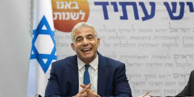 יאיר לפיד. צילום: יונתן זינדל, פלאש 90  העולם בשחור־לבן: הלך רוח אנטישמי שאינו מודע לאנטישמיותו