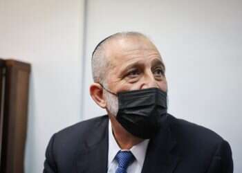 הסדר הטיעון אושר: מאסר על תנאי וקנס של 180 אלף ש"ח לאריה דרעי