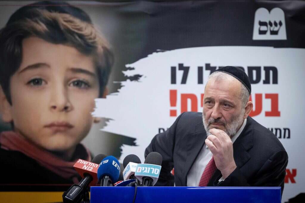 אני מאשים, גרסת 2022. דרעי, השבוע. צילום: יונתן זינדל - פלאש 90