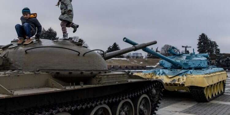 ירושלים אינה קייב, עפולה אינה דונייצק