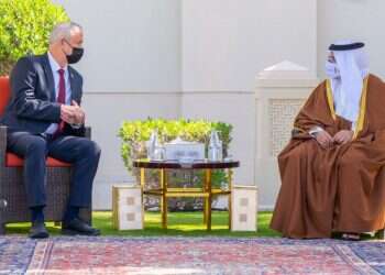 שר הביטחון בני גנץ בארוע חתימת על הסכם שיתוף פעולה ביטחוני עם בחריין. צילום: אריאל חרמוני/ משרד הביטחון יישום היסטורי של הסכמי אברהם: הסכם ביטחוני בין ישראל לבחריין