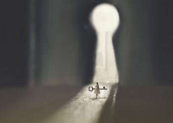 מרבים בשמחה