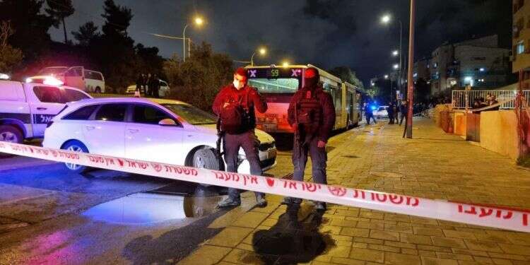 פיגוע ירי לעבר אוטובוס בירושלים; אין הרוגים