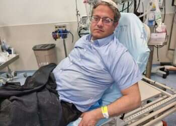 לאחר שנפגע בעימותים עם שוטרים, ח"כ בן גביר שב מביה"ח ללשכתו החדשה