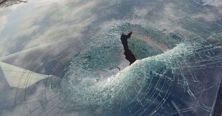 פיגוע אבנים, ארכיון. צילום: ארי קניאל טרור האבנים ממשיך: פלסטינים פצעו נהגת סמוך ללובן א-שרקייה