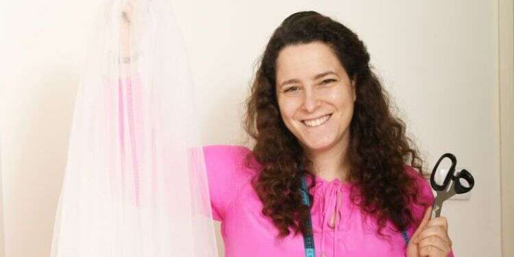 כנרת יצחק, מנהלת סטודיו לכלות. צילום: יוסי זליגר