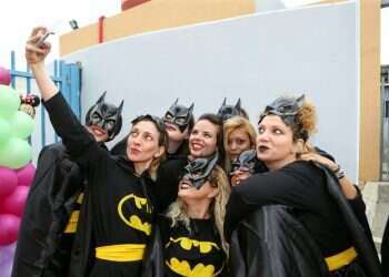 קריאת התעוררות: איך אפשר להתחפש למי שאנו רוצות להיות?