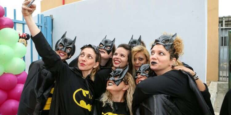 קריאת התעוררות: איך אפשר להתחפש למי שאנו רוצות להיות?