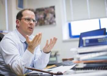 התאהבות בתזה, יהירות ורשלנות: השגיאות הקשות בתיק 4000