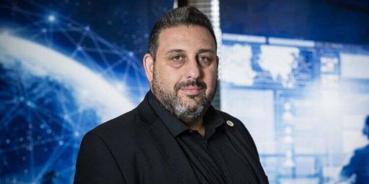 "רוסיה תפתח במתקפת סייבר רחבה על אוקראינה"