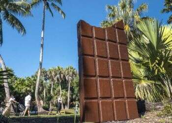 ריח של שוקולד: בין הכבש השישה עשר לבית המקדש