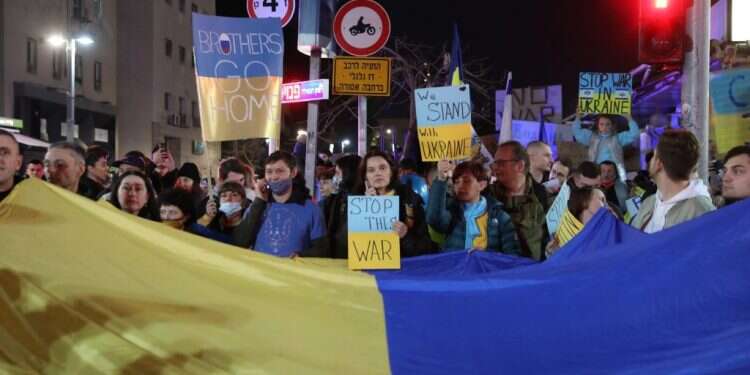 סקר מקור ראשון: 76% מהישראלים בעד אוקראינה, 10% בעד רוסיה