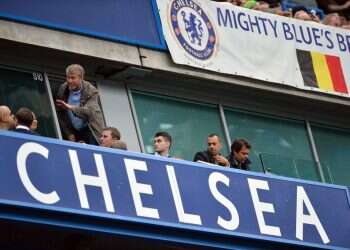 בעקבות העיצומים הבריטיים על מקורבי פוטין: רומן אברמוביץ' מוכר את צ'לסי