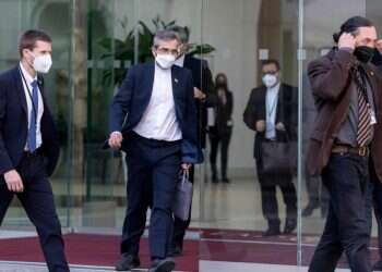 המכשול לשיחות הגרעין: דרישת איראן להוצאת משמרות המהפכה מרשימת ארגוני הטרור