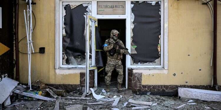 זלנסקי מזהיר: כיבוש קייב כרוך ב"השמדה של כולנו"