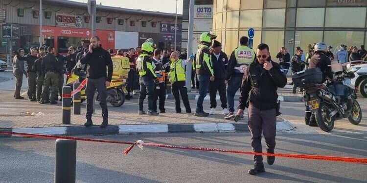 זירת הפיגוע בבאר־שבע, בשבוע שעבר. צילום: פלאש 90