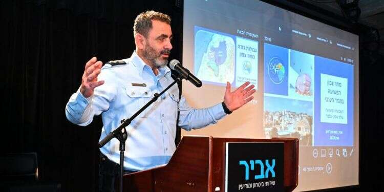 מפקד מחוז צפון: "חלק משמעותי בחברה הערבית עוסק בסחר נשק. זה מקצוע מבוקש ורווחי והענישה מקלה"