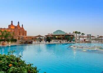 חופשת קיץ בארץ למקדימים להזמין