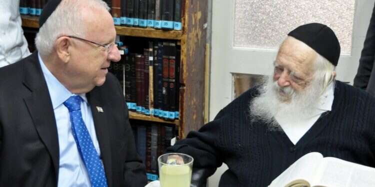 במוקד קבלת ההחלטות: הקשר של הפוליטיקאים בישראל לרב קנייבסקי