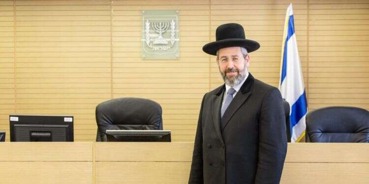 הרב לאו. צילום: אבישג שאר־ישוב חמץ והחמצה: הרהורי התשובה המאוחרים של סילמן תלושים מההקשר