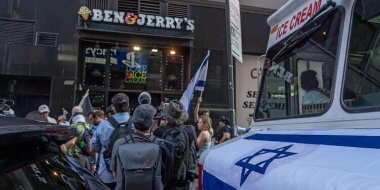 בן אנד ג'ריס ישראל נאבקת בחרם: דורשת צו מניעה נגד יוניליוור