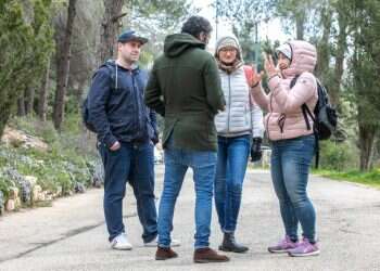 מה חושבים המבקרים ביד ושם על נאומו של זלנסקי לח"כים הישראליים