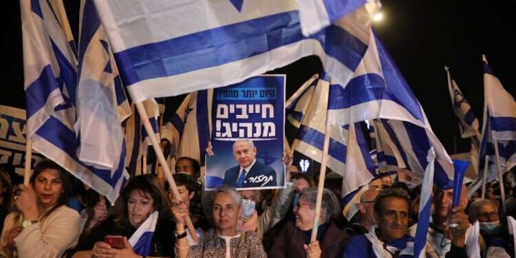 דווקא החיבוקים שברו את סילמן