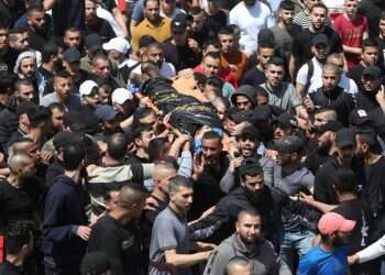 "הם הטרוריסטים שיורים על ילדים ברחובות": מושל ג'נין במפגן הסתה ותמיכה במחבלים