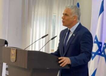 לפיד אופטימי: "אם נעבוד נכון, הממשלה הזו תהיה פה גם בפסח הבא"