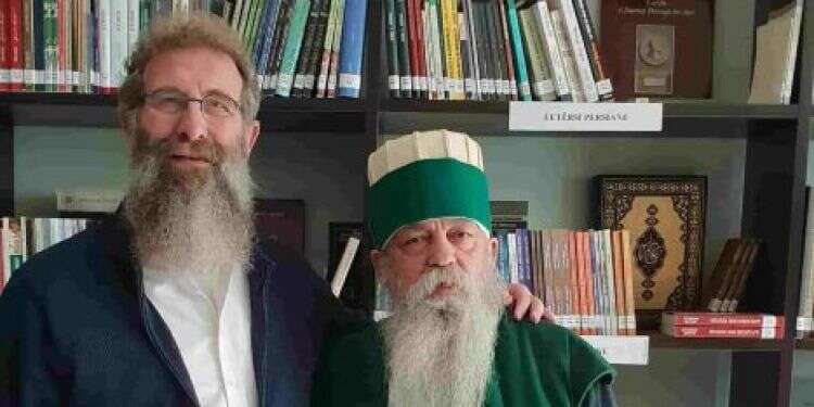 הרב אליהו בירנבוים עם הבבא מונדי