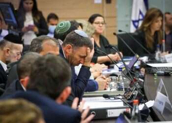 מאחורי הדיון הפורמלי על שיקלי: סגירת חשבונות בימין