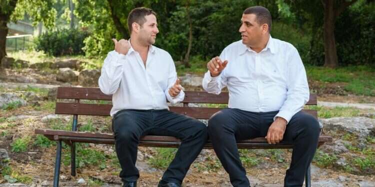 מסר אחר לתושבים. ראשי המועצות. צילום: אנצו ג'וש - ג'יני מחווה של יישוב בדואי בצפון: לא לחגוג את עיד אל פיטר בערב יום הזיכרון לחללי צה"ל