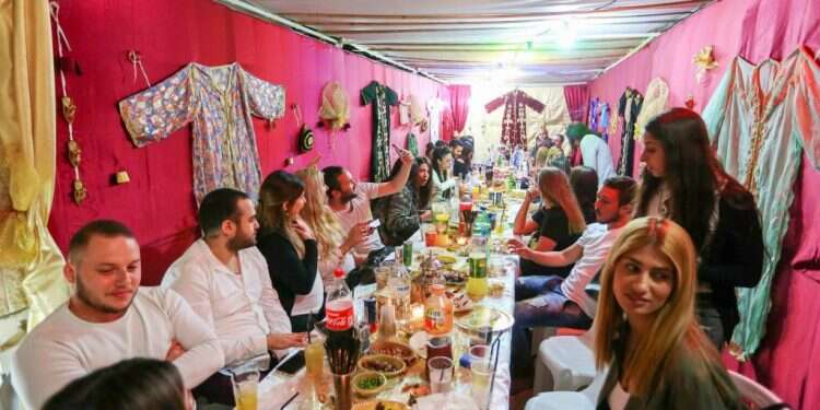 מימונה בבית־שמש. צילום: יעקב לדרמן, פלאש 90 מתי בדיקת חמץ וליל הסדר? זמני פסח תשפ"ג 2023