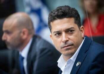 הדחת שיקלי מסמלת את ההתפרקות הסופית של ימינה