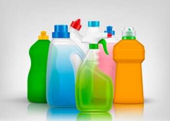 לנקות בלי לחלות: מה שלא מספרים לנו על חומרי הניקוי