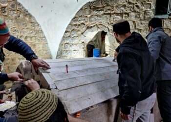 "לא כגנבים בלילה": צפו בתיעוד הפקודה המרגשת לשיפוץ קבר יוסף