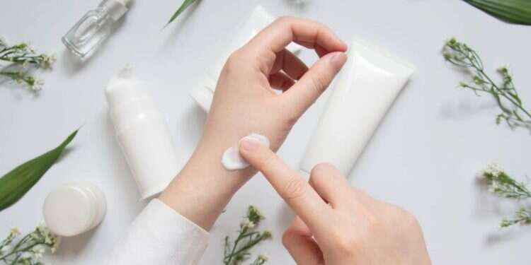 לעור הנסיבות: משחות הפלא שאת חייבת בבית