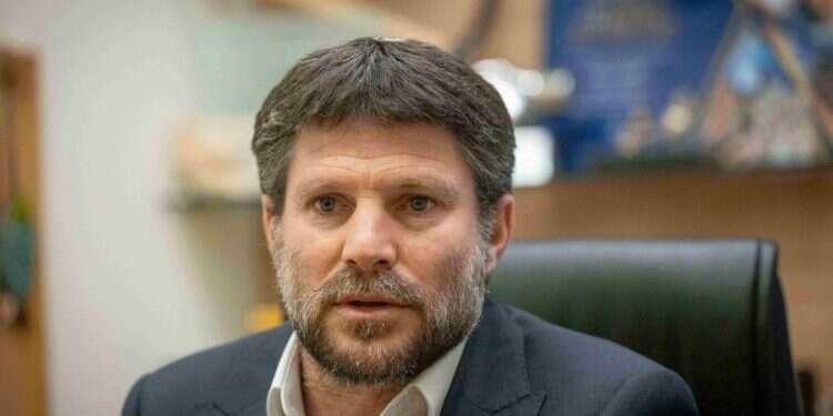 בצלאל סמוטריץ'. צילום: יונתן זינדל/פלאש90 הרכבת הממשלה: גלנט לביטחון, סמוטריץ' לאוצר, דרעי ל"מה שהוא ירצה"