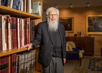 פרופ': ישראל אומן: "מחשבותיו וחוויותיו של בני שנפל בקרב כרוכות בספר"