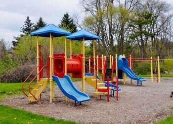 כל המשפחות המאושרות (י)