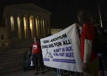 סערה בארה"ב: דליפת פסק הדין החזירה את הדיון על הפלות