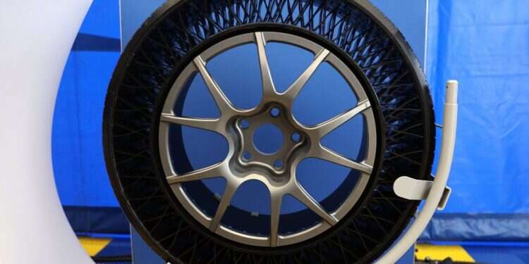 גומי ופלסטיק, בלי אוויר: סוף עידן הפנצ'ר בגלגל?