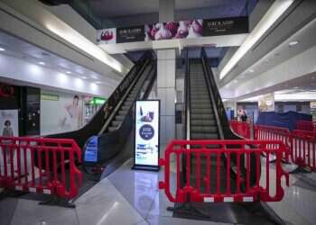 מומחים לבריאות הנפש: חרדת החוצות התגברה בזמן הקורונה