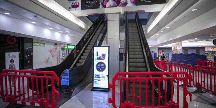 מומחים לבריאות הנפש: חרדת החוצות התגברה בזמן הקורונה