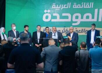 יו"ר מועצת השורא העניק תעודת הוקרה למחבל שניסה לרצוח ישראלים